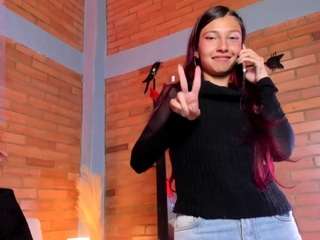 emma-belley Sex Cam Show