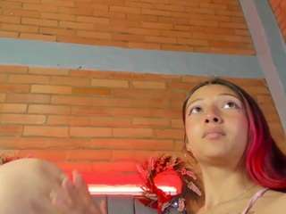 emma-belley live webcam show