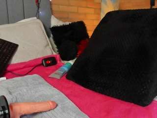emma-belley live webcam show