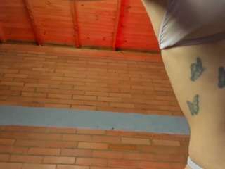 Emma-belley live webcam show
