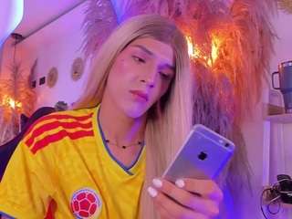 hailey-sky