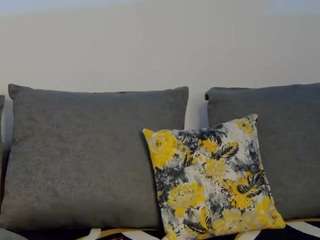 PureOrgasm live cam preview