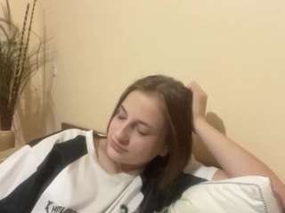 Live cam show with ElmaGrahn
