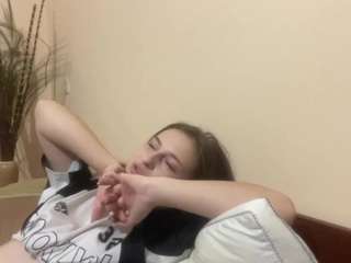 Live cam show with ElmaGrahn