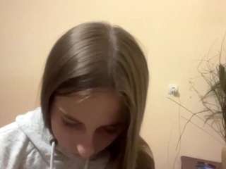 Live cam show with ElmaGrahn