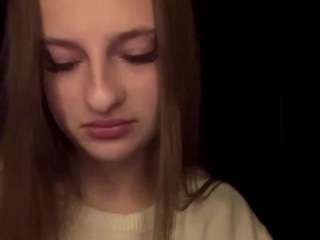 Live cam show with ElmaGrahn