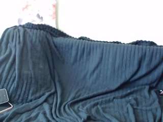 littlefergie live webcam show