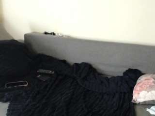 LittleFergie live cam preview