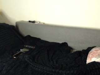 LittleFergie live cam preview