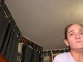 saralaw22's live room