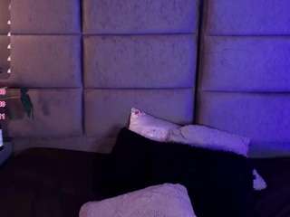 ashley-monroee live webcam show