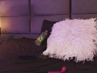 Ashley Monroee live cam preview