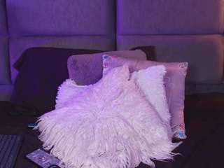 Ashley Monroee live cam preview