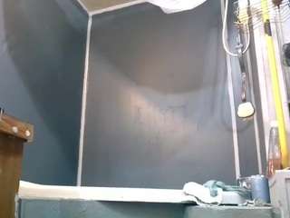 BlondeBootyCutie live cam preview
