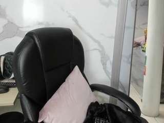 bellacandyss's live room