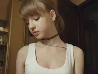 cicelyzitzmann Live Webcam on CamSoda