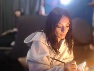 justlayneej