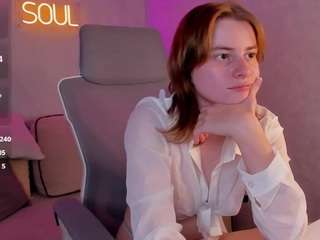 Lilli live cam preview