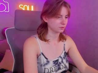 Lilli live cam preview