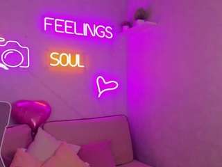 Lilli live cam preview