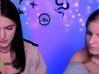 naomi-perl live cam preview