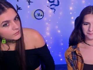 le modèle naomi-perl est en webcam porno dans un show sur le site camsoda, il possède les tags suivants: amateur,orgasm,handjob,lush,natural,nature,no drinking,no smoking,pussy,flashing,shaved pussy,skinny,spank,squirter,strip,tattoos,tease,full nudity,fingers,anal