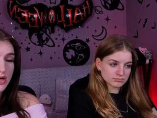 naomi-perl live cam preview