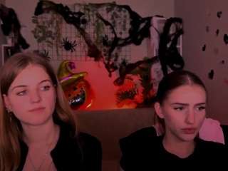 naomi-perl live cam preview