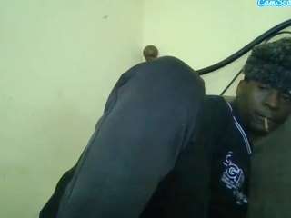 Live cam show with SmallGoodNutt