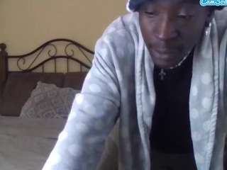SmallGoodNutt live webcam show