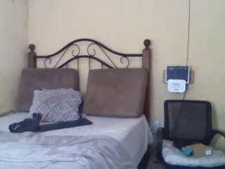 smallgoodnutt live cam