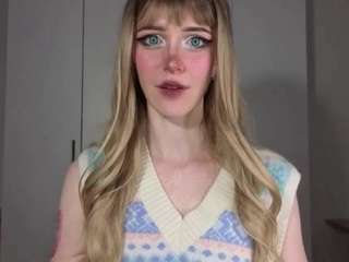le modèle yonbenskin est en webcam porno dans un show sur le site camsoda, il possède les tags suivants: blue eyes,no drinking,no smoking,red hair,tattoos,teen 18,young adult,big tits,hd,petite