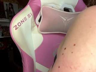 Emma live webcam show