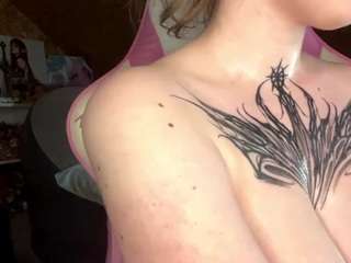 Emma live webcam show