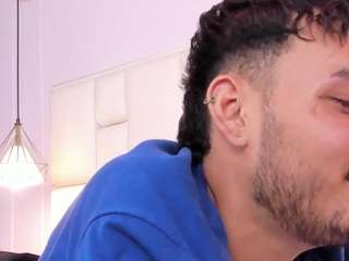 liamblake live webcam show