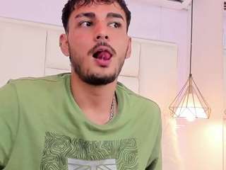 liamblake live webcam show