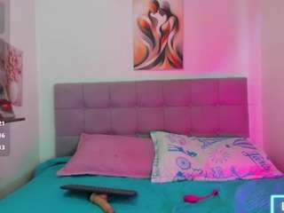 mady-johnson live webcam show