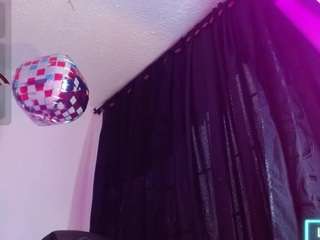 mady-johnson live cam preview