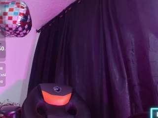 mady-johnson live cam preview