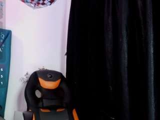 mady-johnson live cam preview