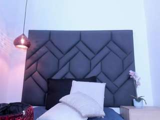 Miia-Ferrari live cam preview