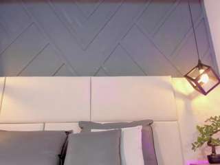 Miia-Ferrari live cam preview