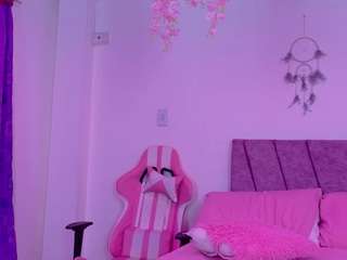 naomiievans's live room