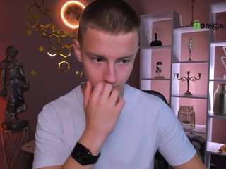 noah-nero Sex Cam Show