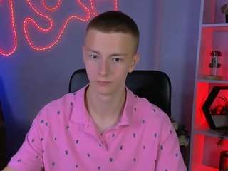 noah-nero live cam preview