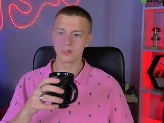 Noah-nero's cam show statistics and live stream