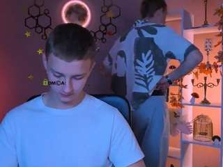 noah-nero cam