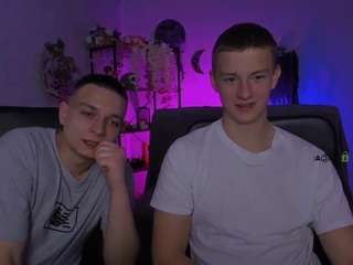 noah-nero on CamSoda