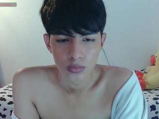 Phuwin18956x's cam show statistics and live stream