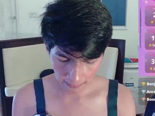 Phuwin18956x's cam show statistics and live stream